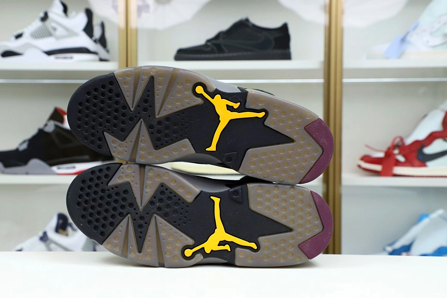 JORDAN AIR 6 RETRO BORDEAUX 0129